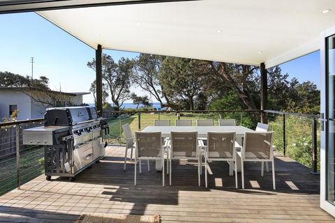 Oceanside @ Culburra - Pet Friendly Absolute Beachfront - Accommodation Melbourne 3
