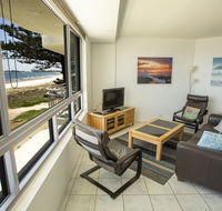 Oceanside Resort - Absolute Beachfront Apartments - Accommodation Melbourne