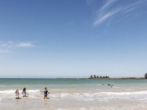 Oceanview - Accommodation Melbourne 1