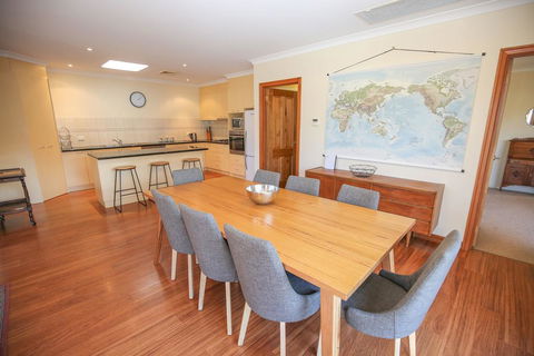 On The Trail - Accommodation Melbourne 1