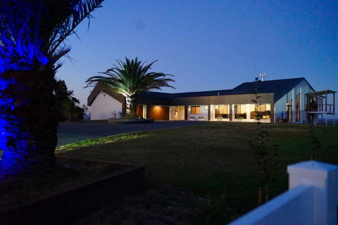 On Top Of The World - Accommodation Melbourne 3