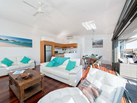 One Mile Cl, Townhouse 22, 26, The Deckhouse - Accommodation Melbourne 1
