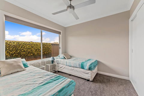 Ontario Way 1 Burrill Lake - Accommodation Melbourne 2
