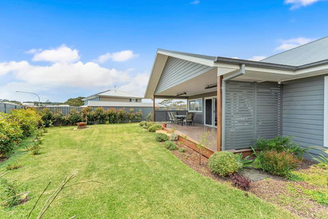 Ontario Way 1 Burrill Lake - Accommodation Melbourne 1