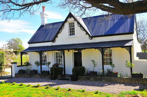 Ornee Cottage - Accommodation Melbourne 0