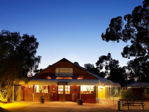 Outback Pioneer Hotel - Accommodation Melbourne 0