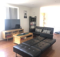 Page Fresh 3BR House Free WiFi Netflix Parking - Accommodation Melbourne