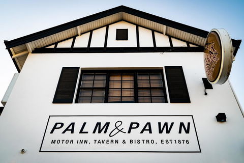 Palm And Pawn Motor Inn - Accommodation Melbourne 0