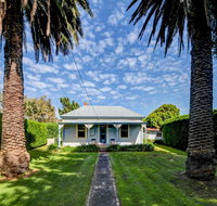 Palm Cottage - Pet Friendly Victorian Cottage - Accommodation Melbourne