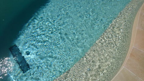 Palm Lakeside Holiday Home - Bowen, Whitsundays, Queensland - Accommodation Melbourne 1