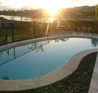 Palm Lakeside Holiday Home - Bowen Whitsundays Queensland - Accommodation Melbourne