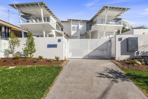 Paperbark B - Luxury Duplex Sunshine Beach - Accommodation Melbourne 3