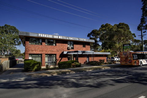 Parkside Inn Motel - Accommodation Melbourne 0