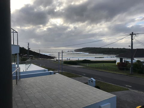 Peaceful, Relaxing With Amazing Water Views - Accommodation Melbourne 0
