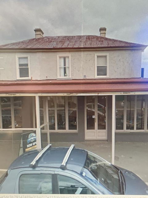 Pembroke Hotel - Accommodation Melbourne 0