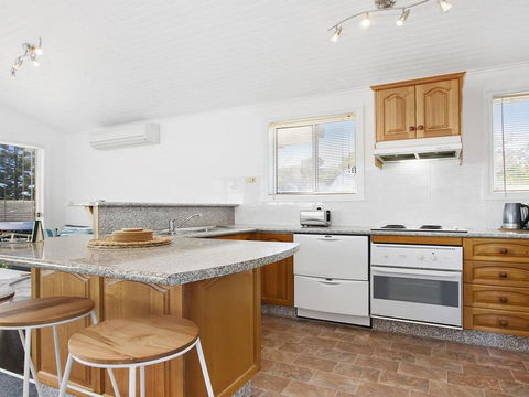 Penguin Cove - Relax On The Beach - Accommodation Melbourne 3