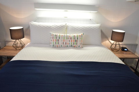 Penguin Seaside Motel - Accommodation Melbourne 1