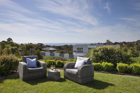 Perla Marina - Luxury Family Retreat With Heated Pool, Spa, Playground - Accommodation Melbourne 2