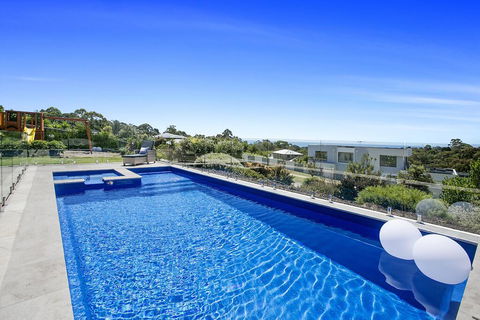 Perla Marina - Luxury Family Retreat With Heated Pool, Spa, Playground - Accommodation Melbourne 0