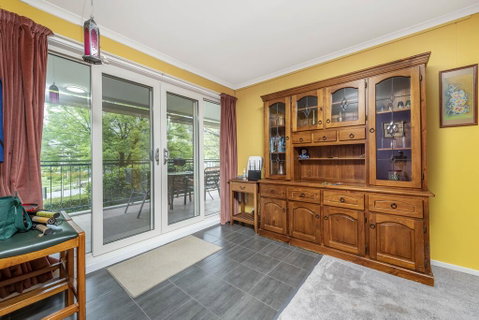 Pet Friendly Home - Pool & Parking - Tennis Court - Accommodation Melbourne 3