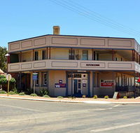 Pingelly Hotel - Melbourne 4u