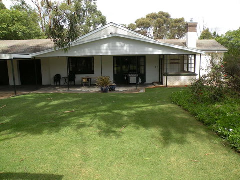 Pinkerton Hill Naracoorte - Accommodation Melbourne 0