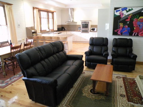 Pinkerton Hill Naracoorte - Accommodation Melbourne 3