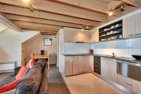 Pinot - Accommodation Melbourne 2