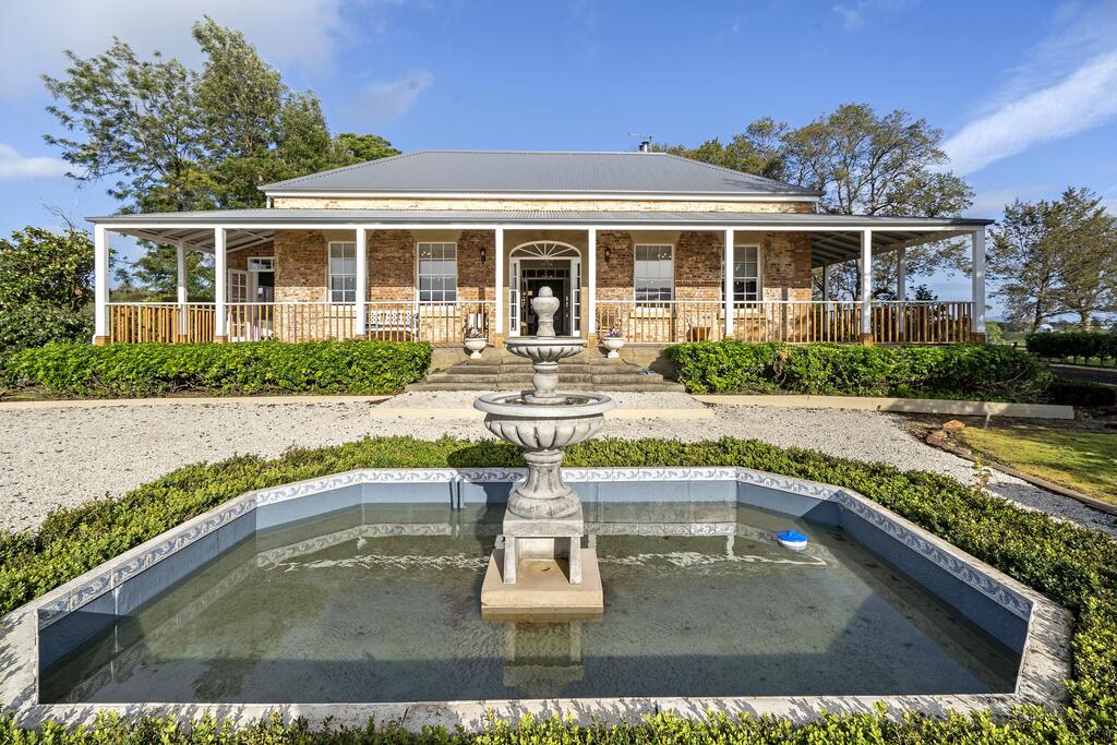 Rowella TAS Accommodation Melbourne