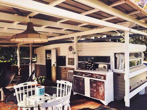 Poppy Luxe Caravan In The Byron Bay Hinterland - Accommodation Melbourne 1