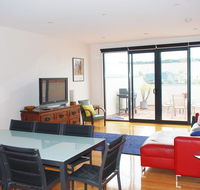 POSITION PERFECT CENTRAL INVERLOCH