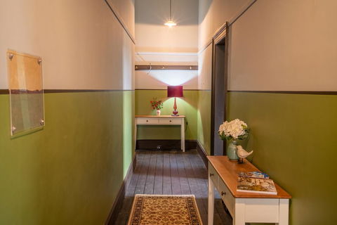 Post Office Residence - Accommodation Melbourne 3