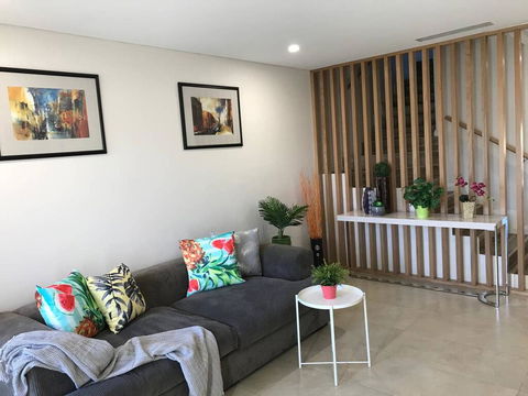 Private Room In Modern, Comfortable Home Stay - Melbourne 4u 0