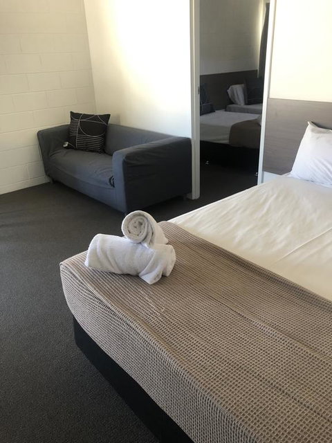 Q Express - Accommodation Melbourne 1