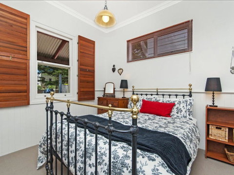 Railway Cottage - Accommodation Melbourne 0