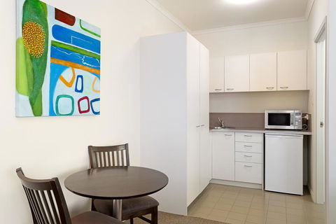 Redcliffe Motor Inn - Accommodation Melbourne 3