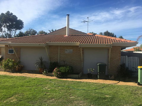 Relaxed Ocean View - Accommodation Melbourne 0