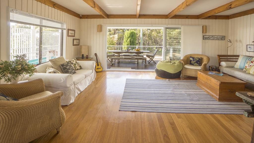 Mount Kingiman ACT Accommodation Melbourne