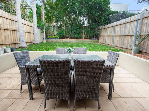 RIPPLES-hosted By:L'Abode Accommodation - Accommodation Melbourne 1