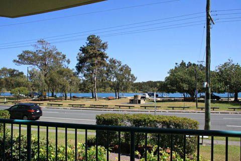 RIVERVIEW, UNIT 6, CURRUMBIN - Accommodation Melbourne 1