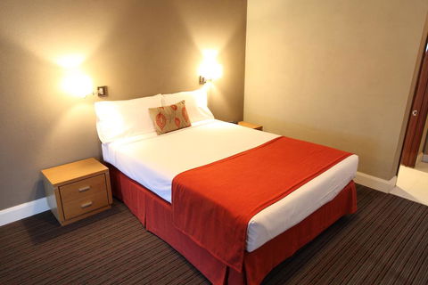 Rose & Crown Hotel - Accommodation Melbourne 2