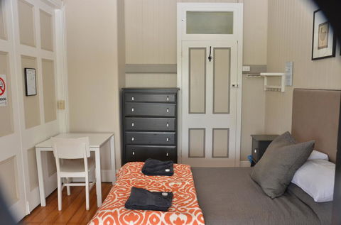 Royal Gatton Hotel - Accommodation Melbourne 1