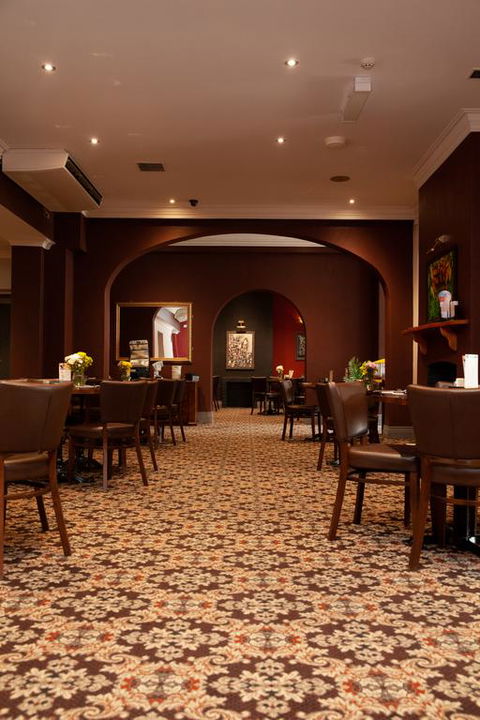 Royal Hotel Singleton - Accommodation Melbourne 3