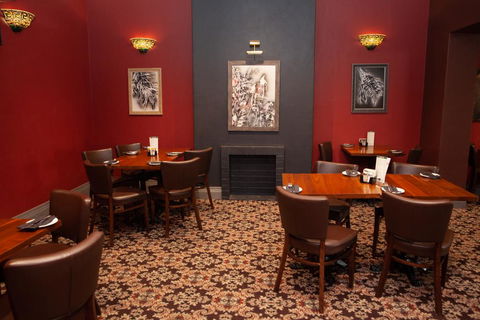 Royal Hotel Singleton - Accommodation Melbourne 2