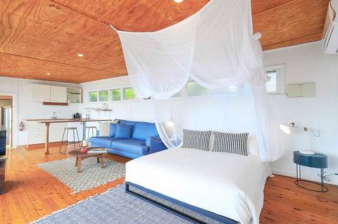 Sail On In Boatshed - Accommodation Melbourne 3