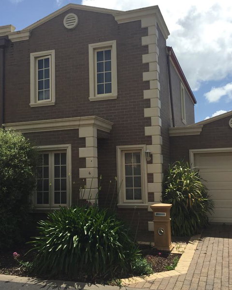 Salt Air On Lochard Place - Accommodation Melbourne 3