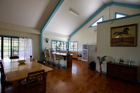 Samford Lakes - Accommodation Melbourne 3