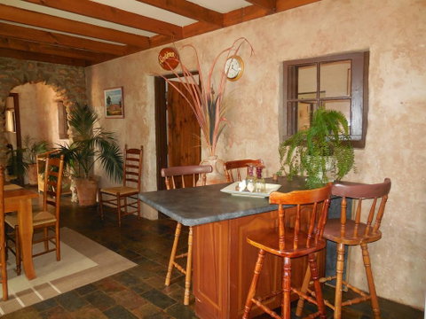 Sandalmere Cottage - Accommodation Melbourne 2