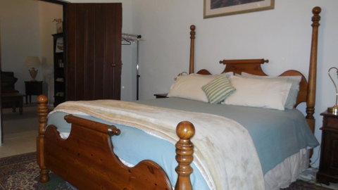 Sandalmere Cottage - Accommodation Melbourne 3