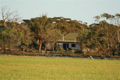Sandalmere Cottage - Accommodation Melbourne 1